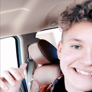 Meet your Posher, Tucker